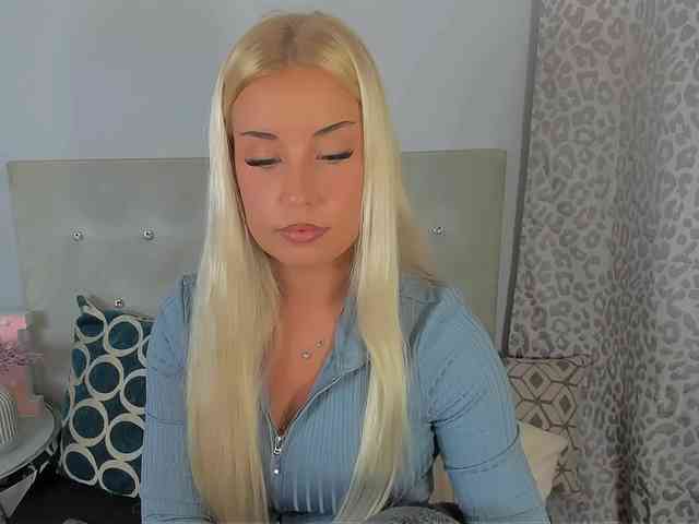 KristyAngel webcam