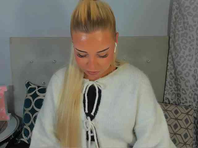 KristyAngel webcam