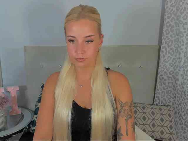 KristyAngel webcam