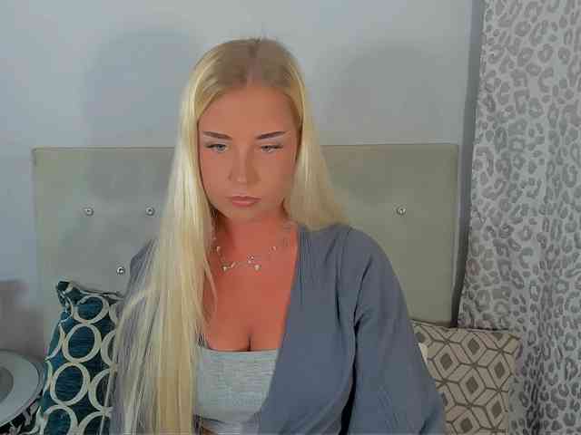 KristyAngel webcam