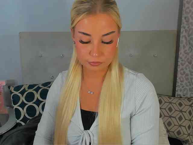 KristyAngel webcam
