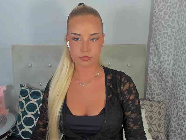 KristyAngel webcam