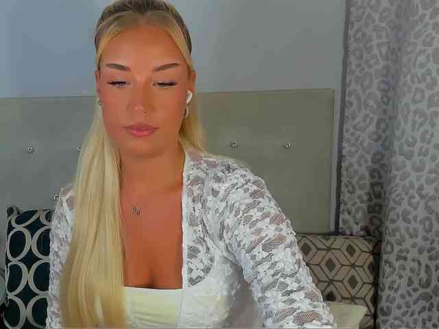 KristyAngel webcam