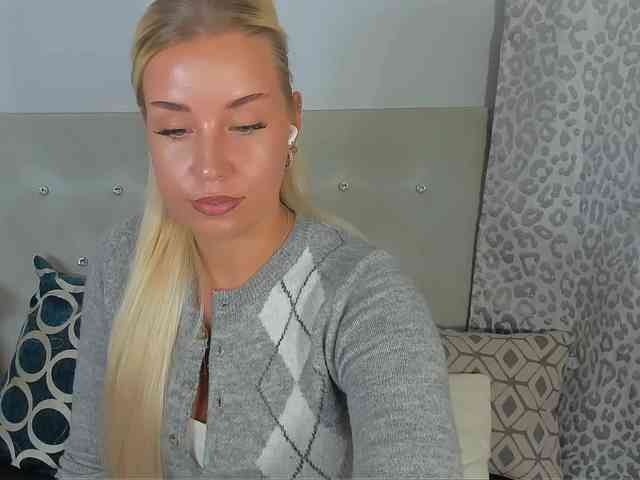 KristyAngel webcam