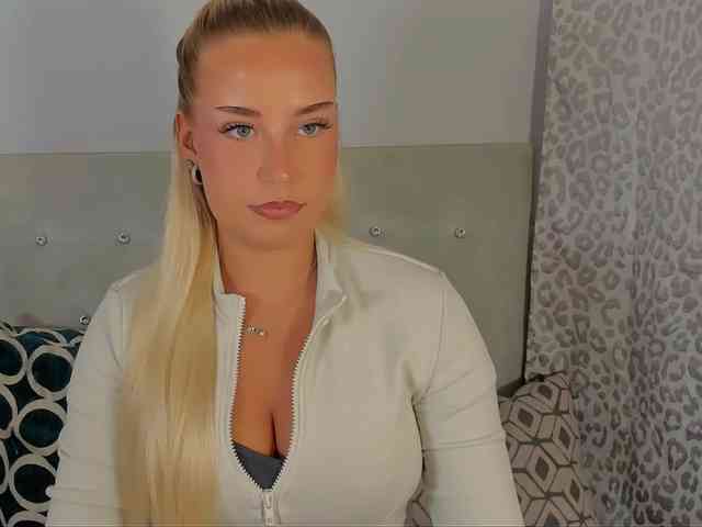 Model: KristyAngel