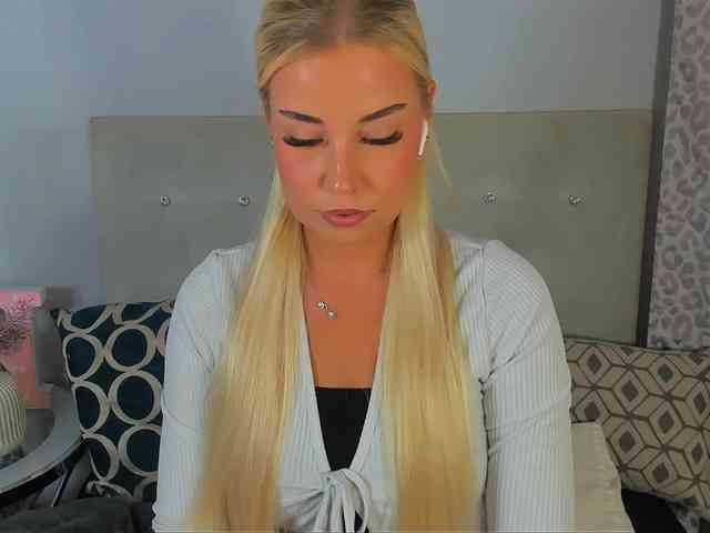 KristyAngel webcam