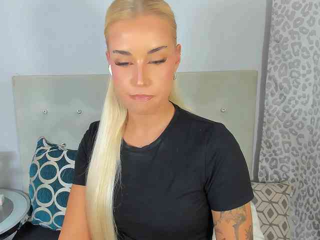 KristyAngel webcam