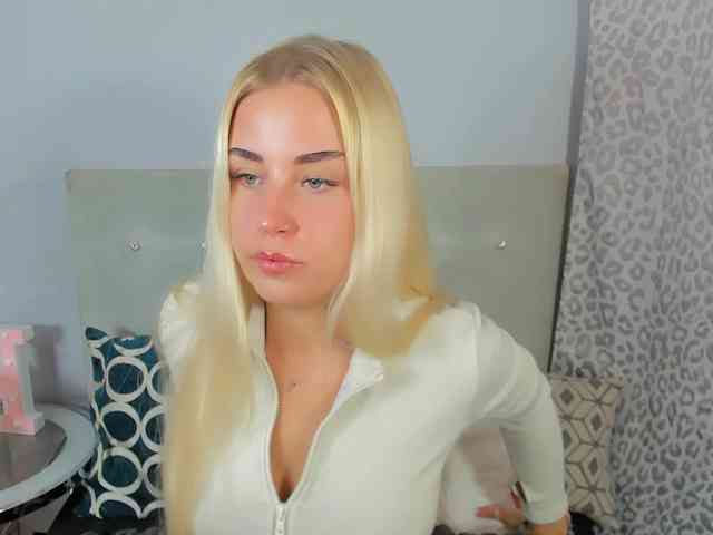 KristyAngel webcam