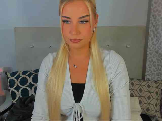 KristyAngel webcam