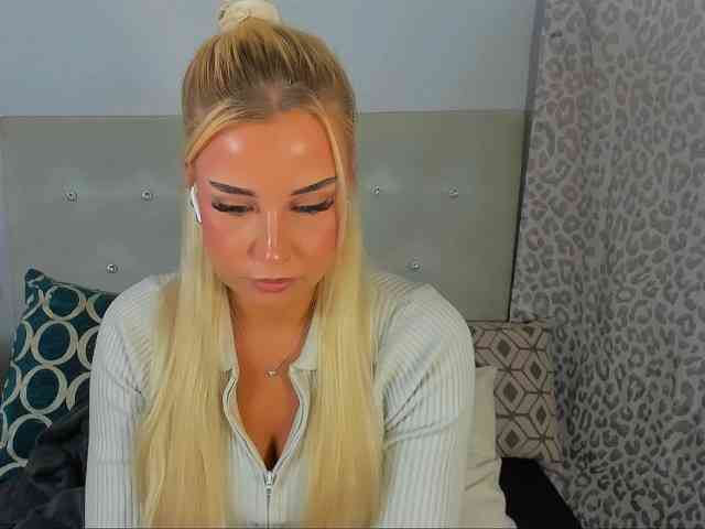 KristyAngel webcam