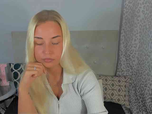 KristyAngel webcam
