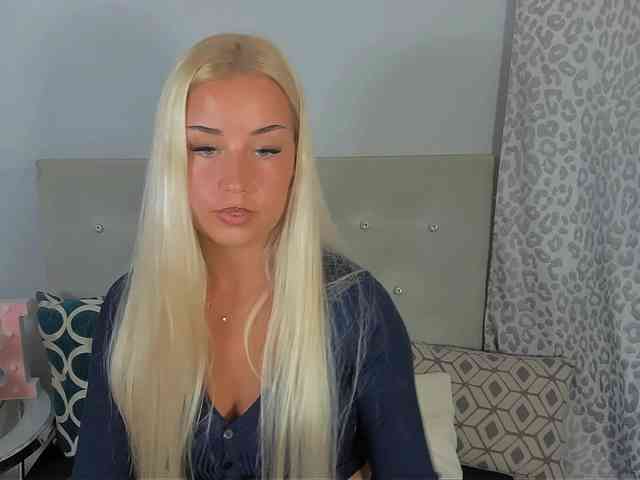KristyAngel webcam
