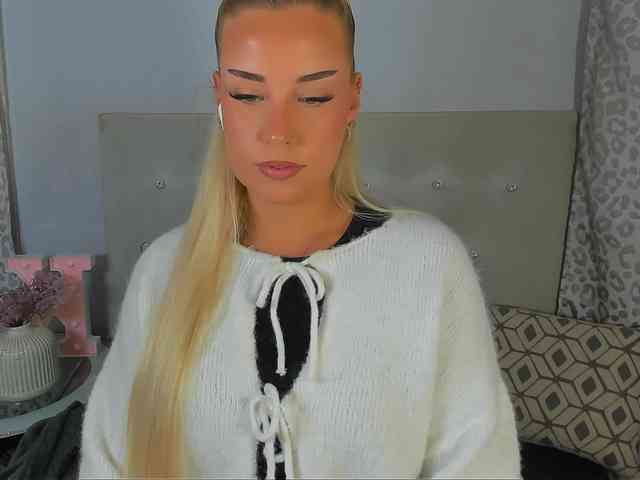KristyAngel webcam