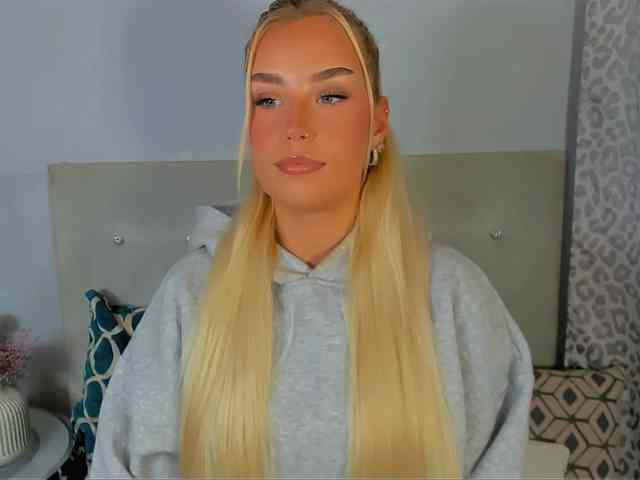 KristyAngel webcam