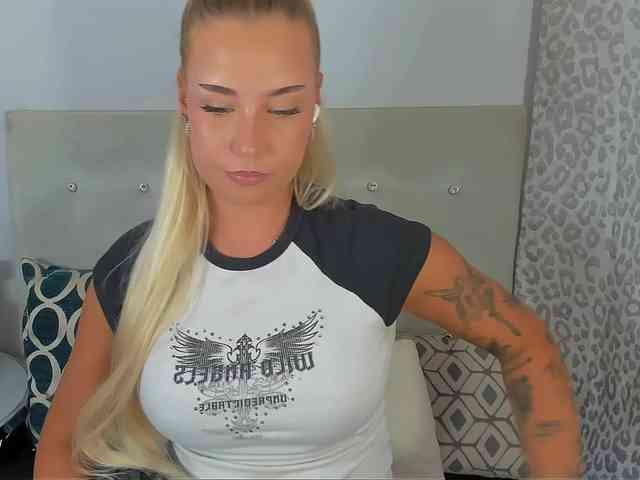 Modelo: KristyAngel