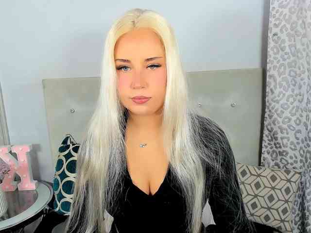 Model: KristyAngel