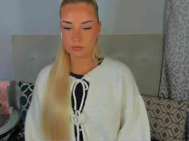 KristyAngel webcam