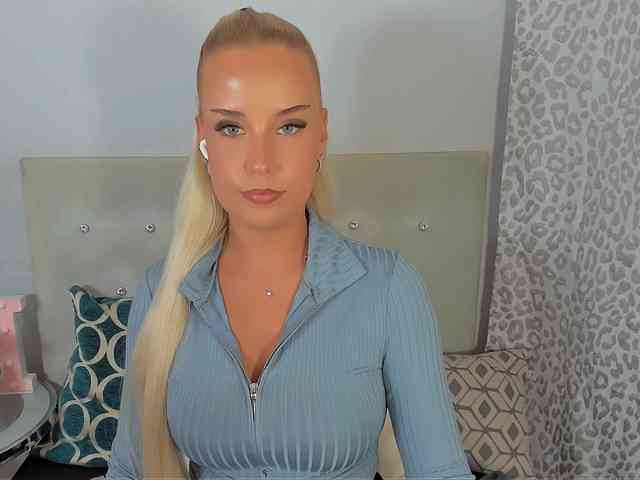 KristyAngel webcam
