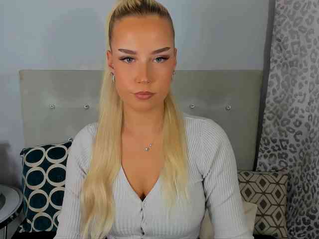 KristyAngel webcam