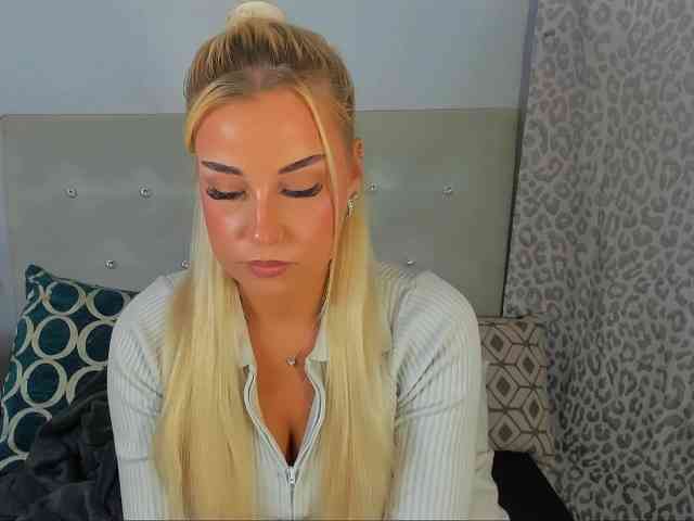 KristyAngel webcam