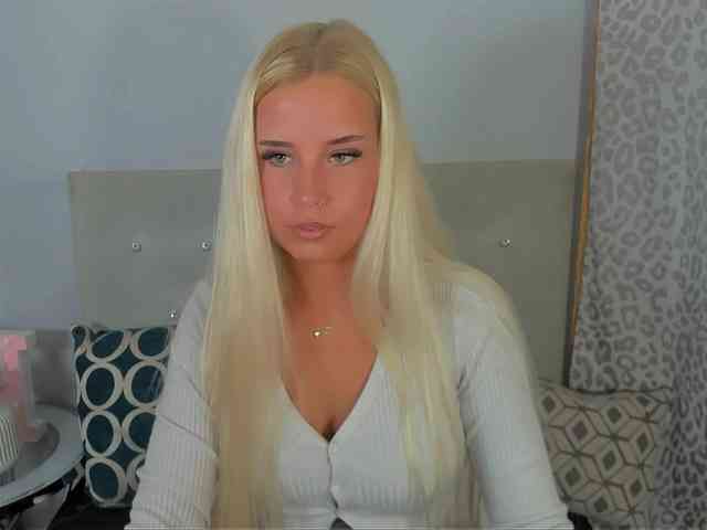 KristyAngel webcam
