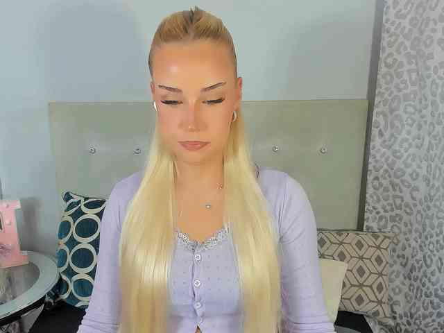 KristyAngel webcam