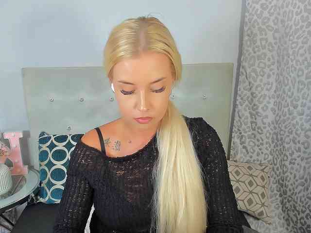 KristyAngel webcam