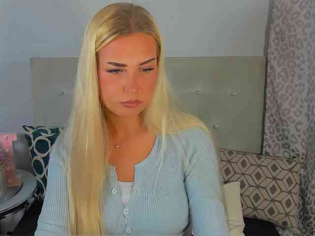 KristyAngel webcam