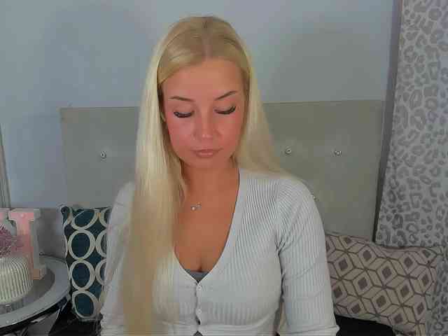 KristyAngel webcam