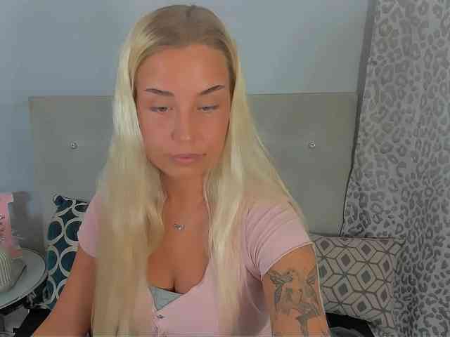 KristyAngel webcam