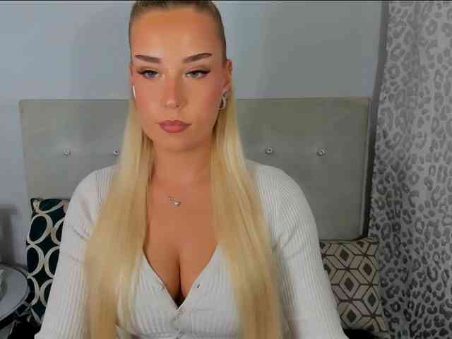 KristyAngel webcam