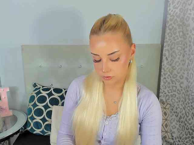 KristyAngel webcam