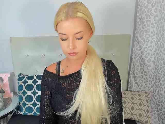 KristyAngel webcam