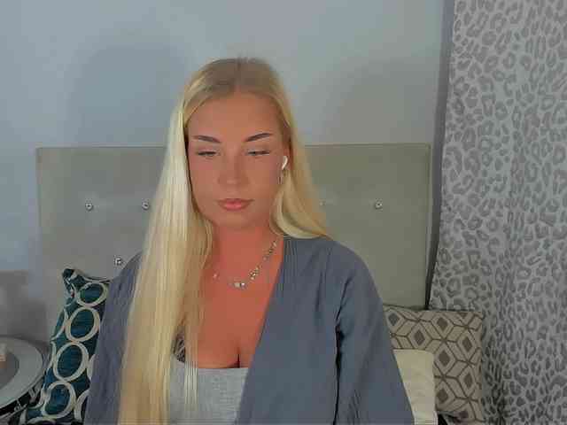 KristyAngel webcam
