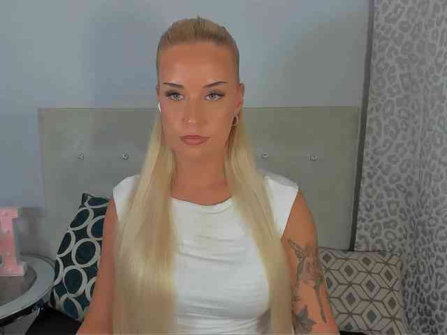 KristyAngel webcam