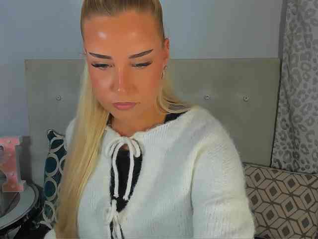 KristyAngel webcam