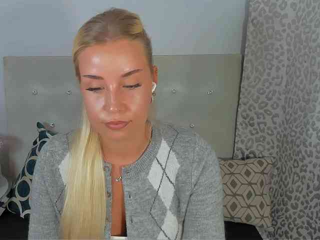 KristyAngel webcam
