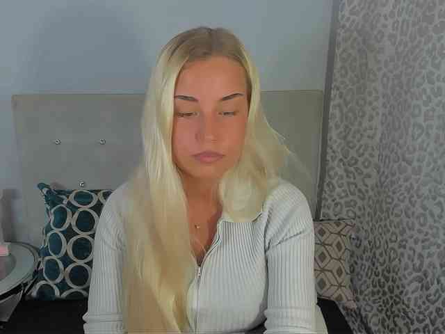 KristyAngel webcam