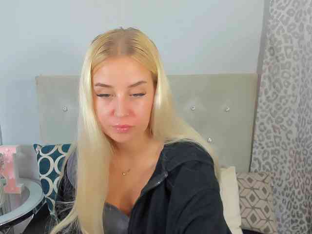 KristyAngel webcam