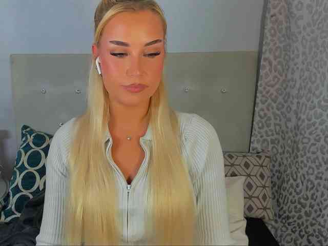 KristyAngel webcam