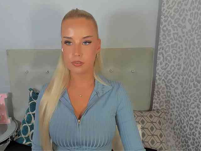 KristyAngel webcam