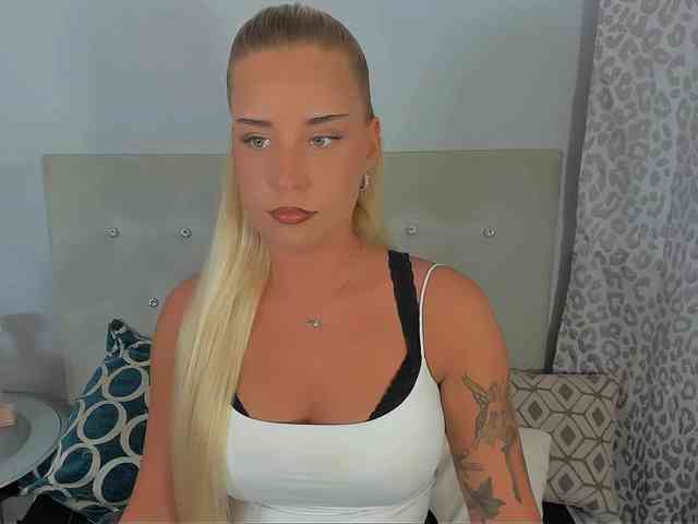 KristyAngel webcam
