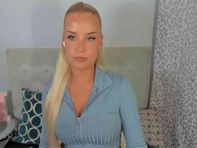 KristyAngel webcam