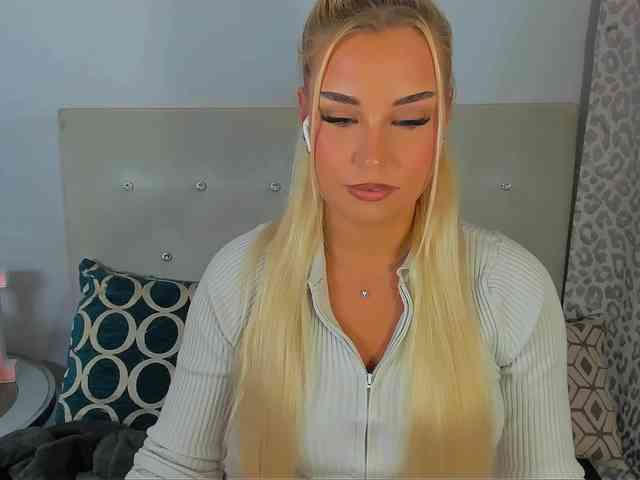 KristyAngel webcam
