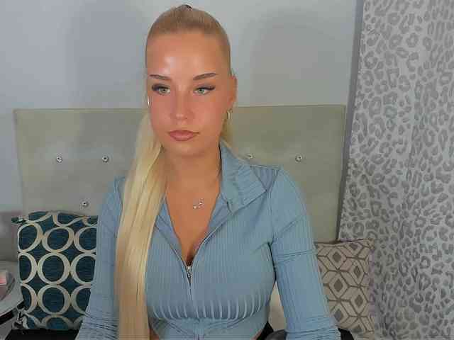 KristyAngel webcam