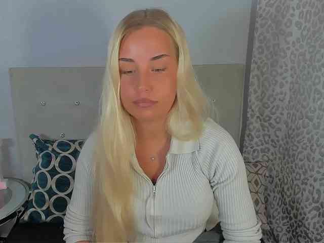 KristyAngel webcam