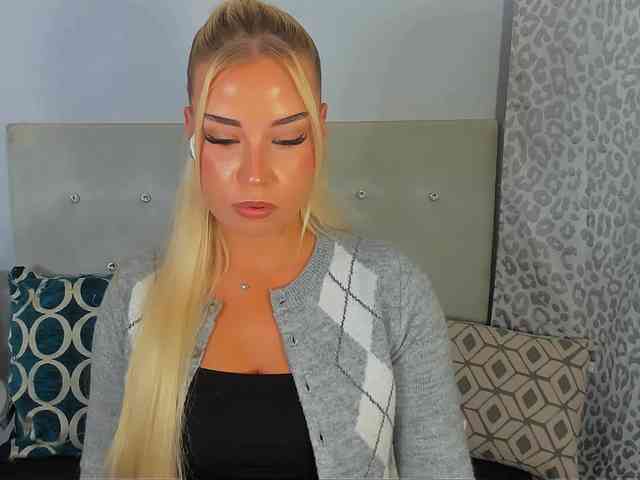KristyAngel webcam