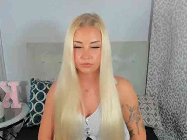 KristyAngel webcam