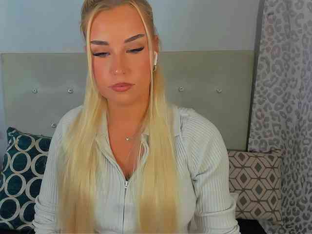 KristyAngel webcam