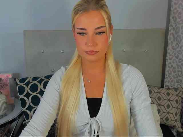 KristyAngel webcam
